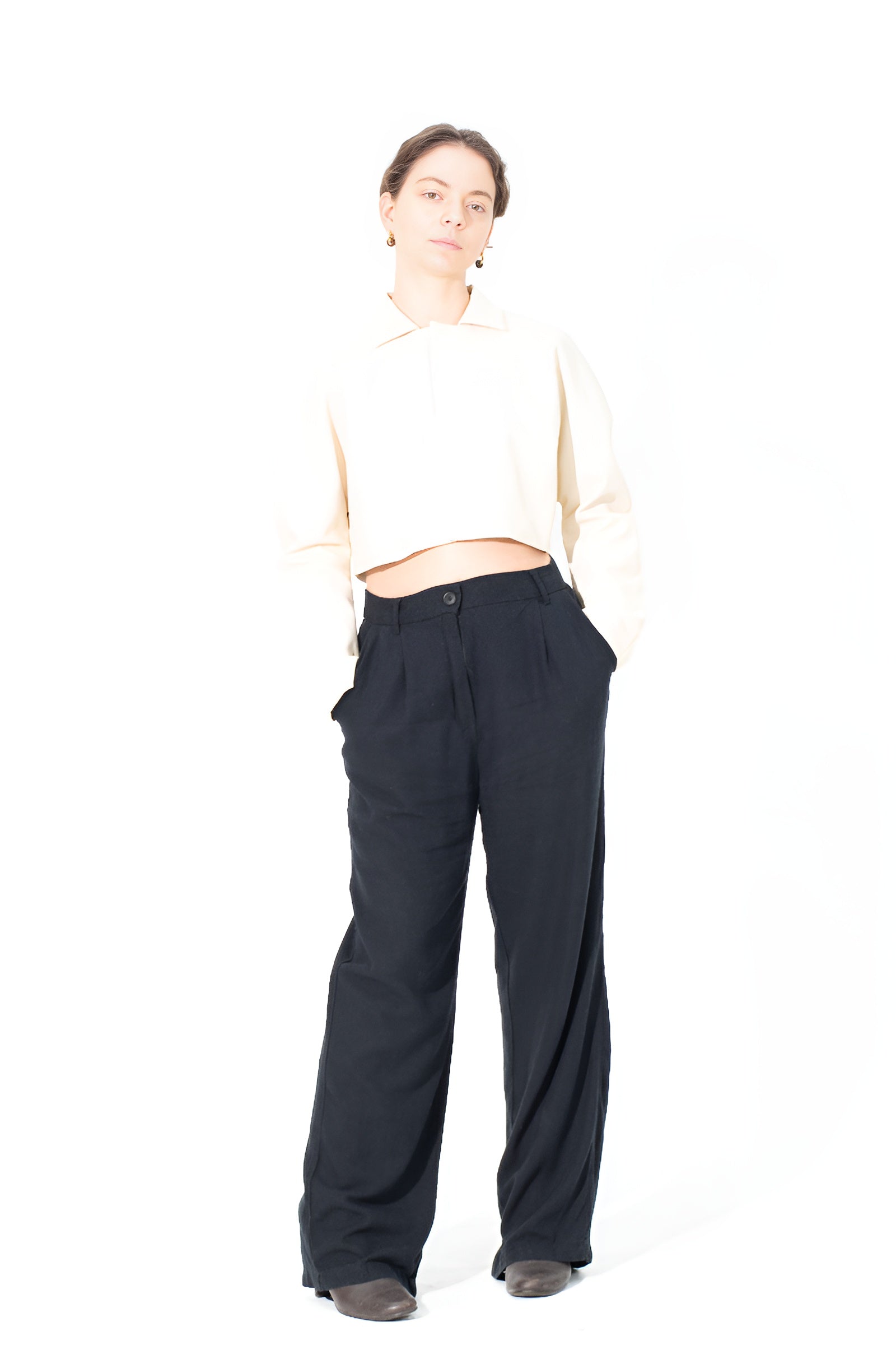 Vanillin Crop Leather Jacket