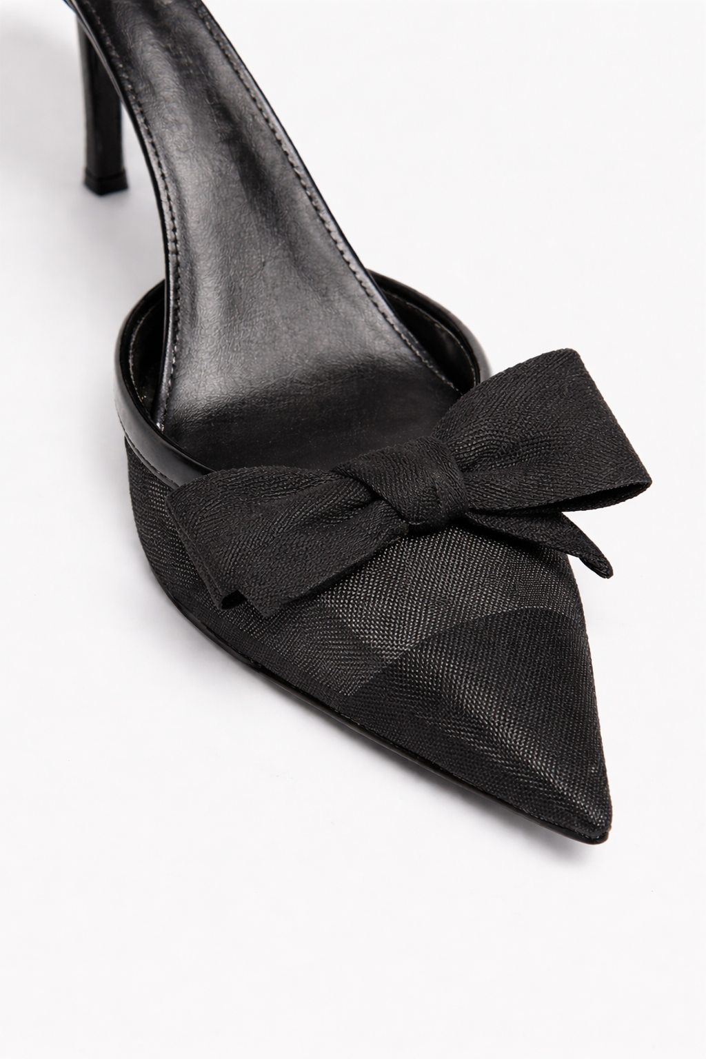 The Black Slingback